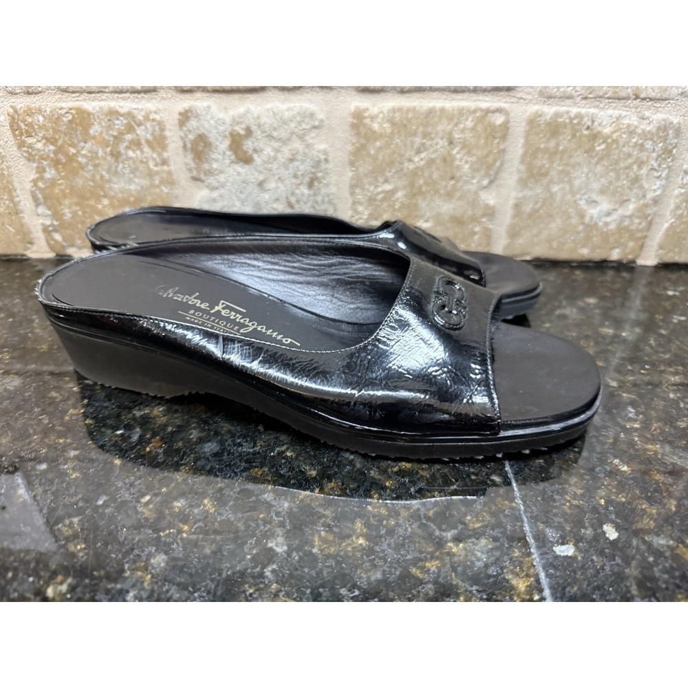 SALVATORE FERRAGAMO Black Patent Leather Open Toe Slide Sandal Women's Sz 8.5